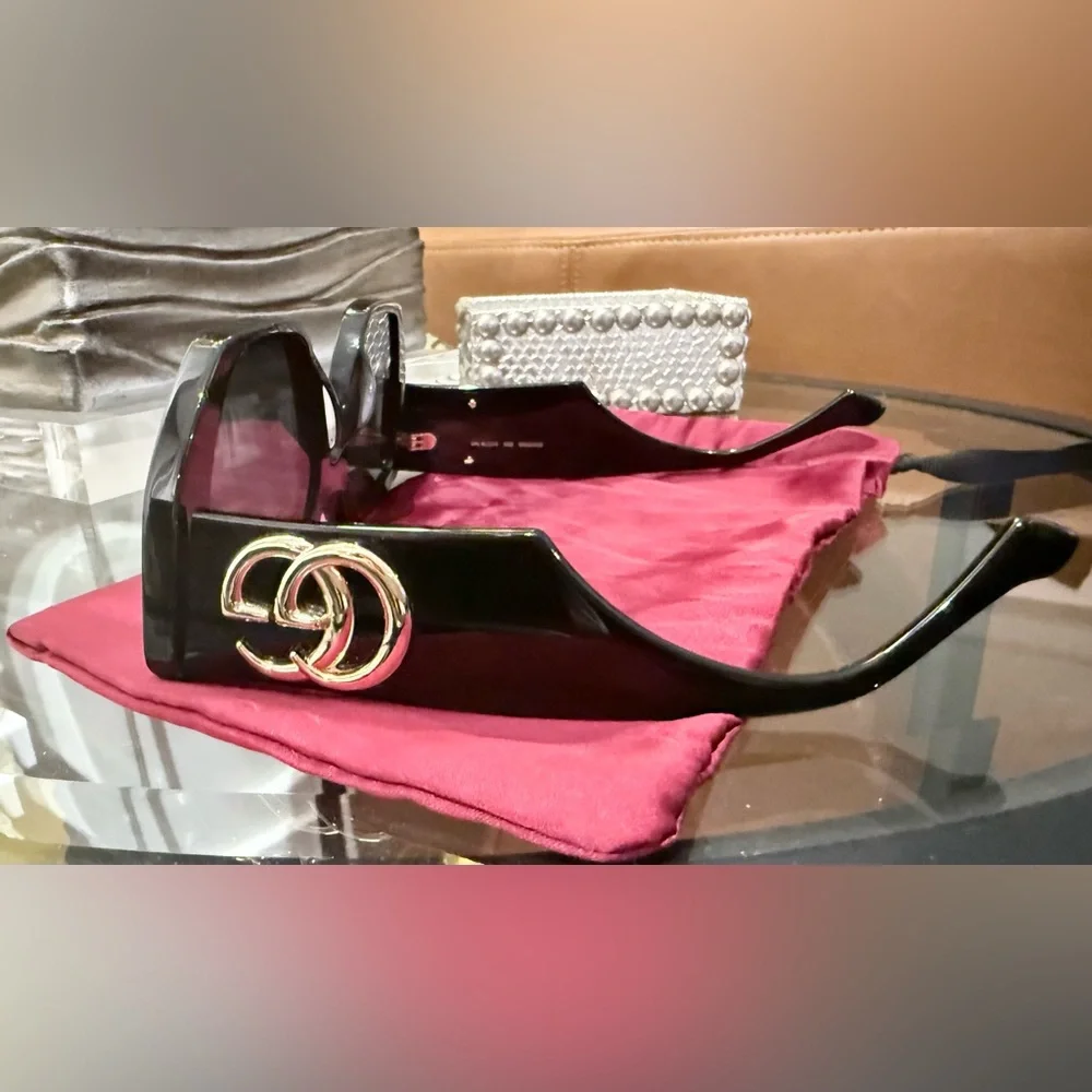 Gucci Sunglasses GG0956S - Picture 11 of 13